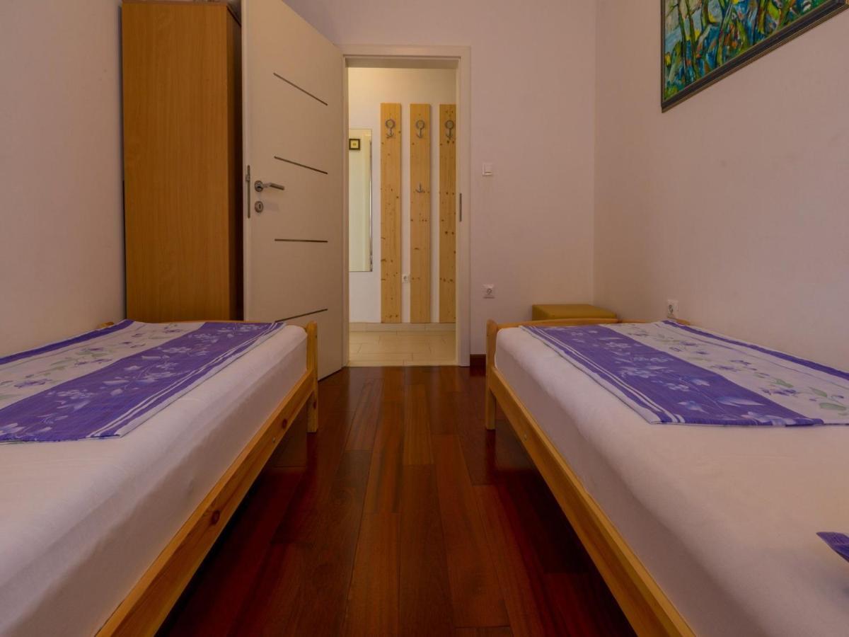 Apartment Villa Sara 드라말리 외부 사진