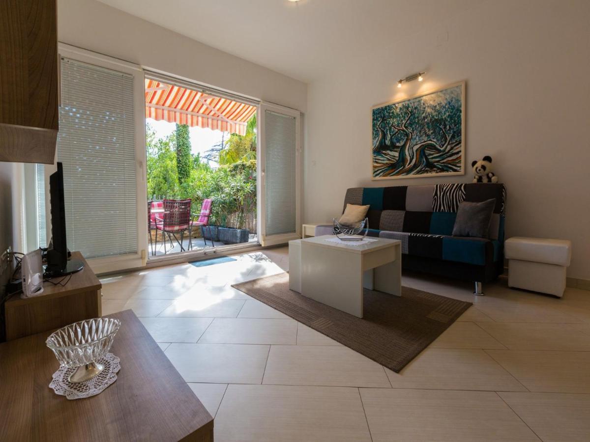 Apartment Villa Sara 드라말리 외부 사진
