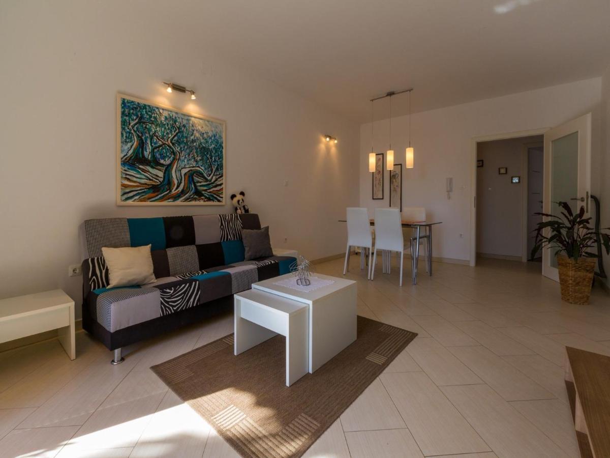 Apartment Villa Sara 드라말리 외부 사진